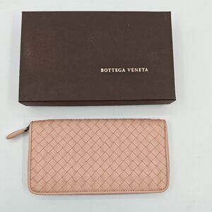 Bottega Veneta Brand New Light Pink Intrecciato Weave Leather Wallet